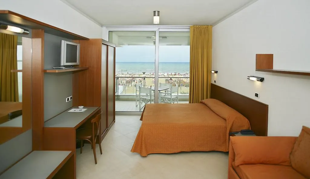 Ascot Apartment Fronte Mare & Spa Rimini