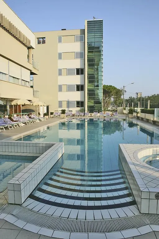 Ascot Apartment Fronte Mare & Spa Rimini