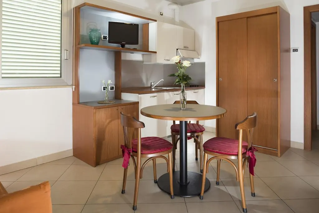 Ascot Apartment Fronte Mare & Spa Rimini