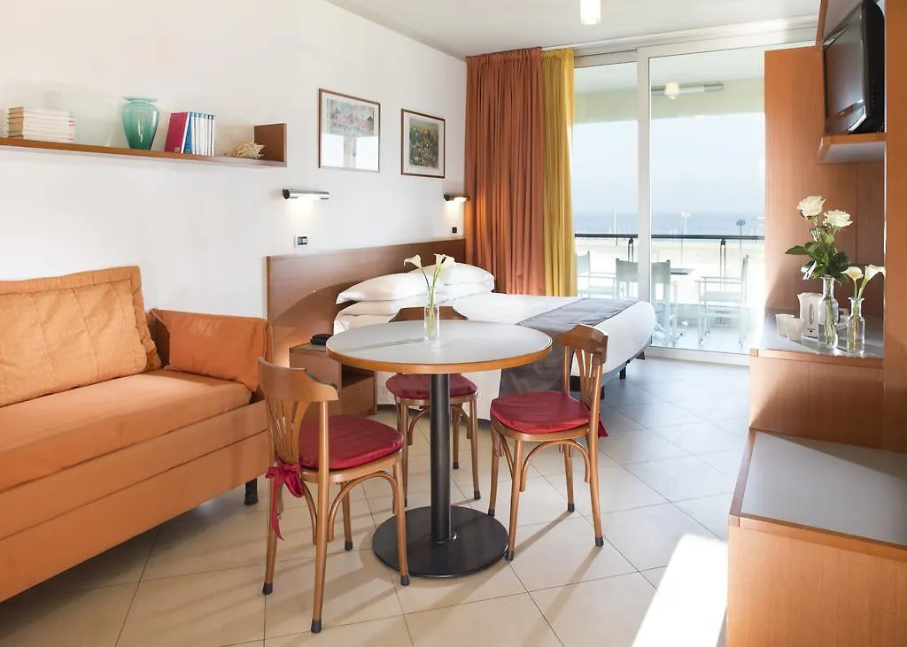 Ascot Apartment Fronte Mare & Spa Rimini Italy